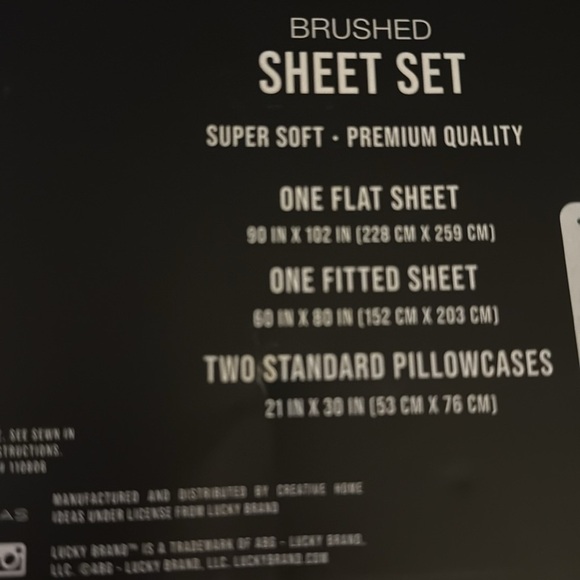 Lucky brand 2024 Valentine’s Day love card queen sheet set  - Picture 4 of 6